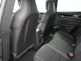 Porsche Macan (2026) thumbnail 26