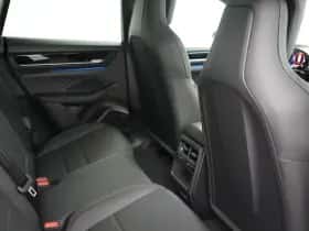 Porsche Macan (2026) thumbnail 28