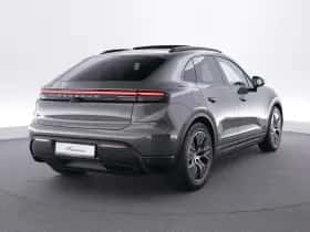 Porsche Macan (2026) thumbnail 5