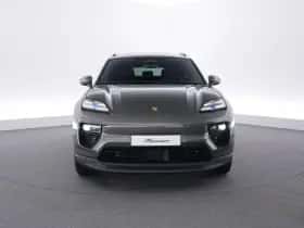 Porsche Macan (2026) thumbnail 8