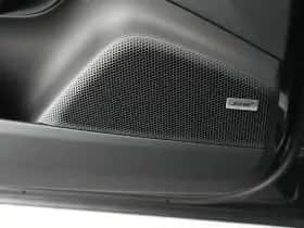 Porsche Macan (2026) thumbnail 16