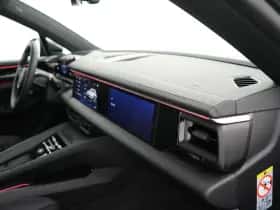 Porsche Macan (2026) thumbnail 42