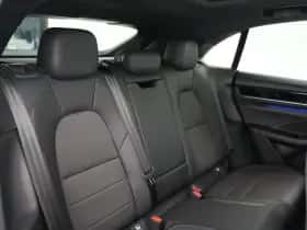 Porsche Macan (2024) thumbnail 31