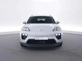 Porsche Macan (2024) thumbnail 8