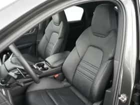 Porsche Cayenne (2024) thumbnail 11