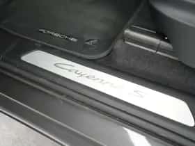 Porsche Cayenne (2024) thumbnail 19