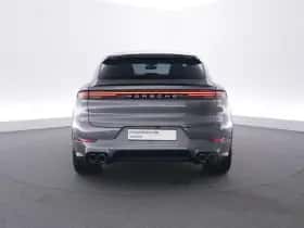 Porsche Cayenne (2024) thumbnail 4