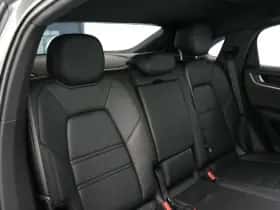 Porsche Cayenne (2024) thumbnail 32