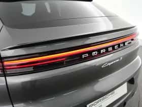 Porsche Cayenne (2024) thumbnail 42