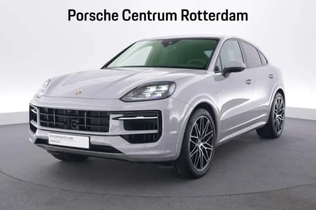 Porsche Cayenne (2024) thumbnail 1