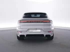 Porsche Cayenne (2024) thumbnail 4