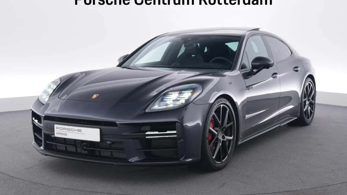 Porsche Panamera (2024) — foto 1