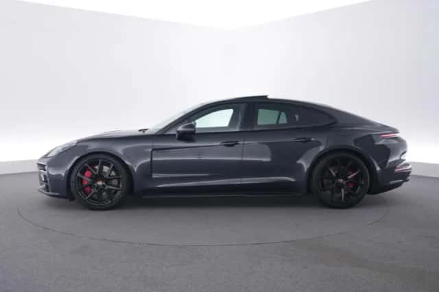 Porsche Panamera (2024) thumbnail 2