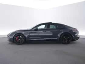 Porsche Panamera (2024) thumbnail 2