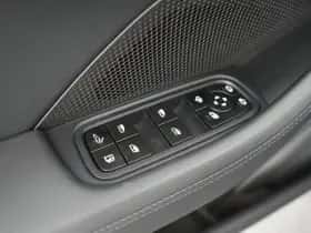 Porsche Panamera (2024) thumbnail 15