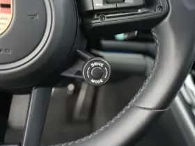 Porsche Panamera (2024) thumbnail 25