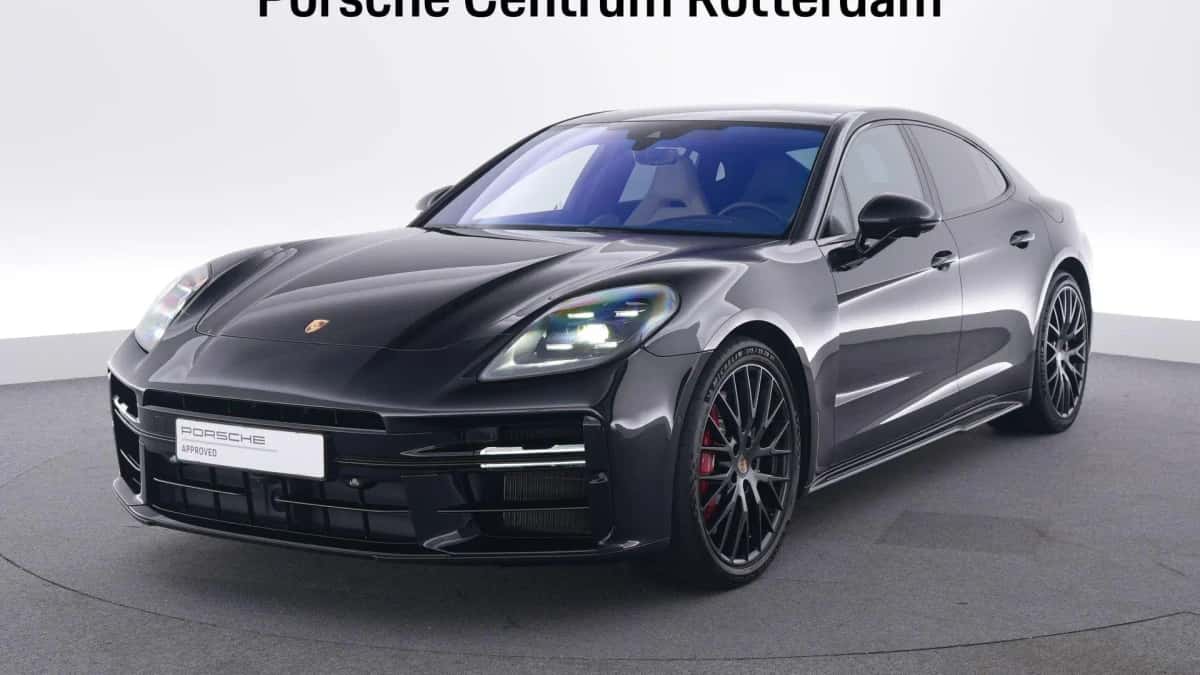 Porsche Panamera (2024) — foto 1
