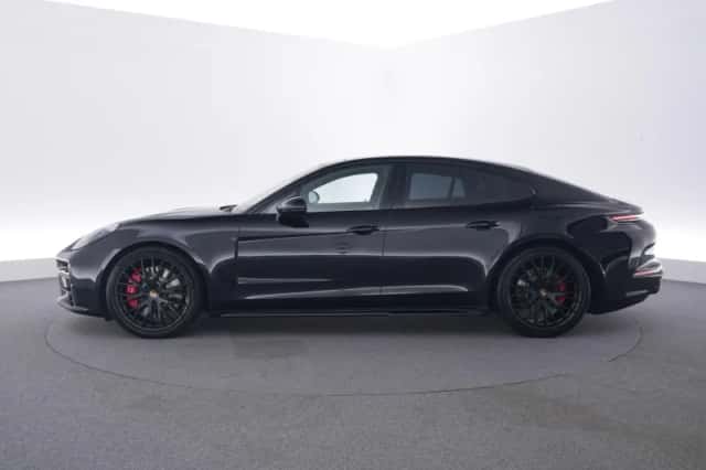 Porsche Panamera (2024) thumbnail 2