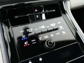 Porsche Panamera (2024) thumbnail 24