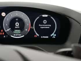 Porsche Panamera (2024) thumbnail 25