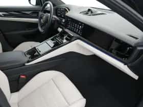 Porsche Panamera (2024) thumbnail 32