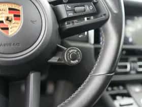 Porsche Macan (2022) thumbnail 27