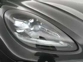 Porsche Macan (2022) thumbnail 40