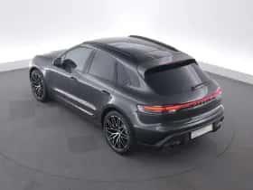 Porsche Macan (2022) thumbnail 10