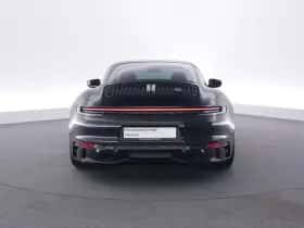 Porsche 911 (2024) thumbnail 4