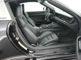 Porsche 911 (2024) thumbnail 38