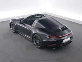 Porsche 911 (2024) thumbnail 10