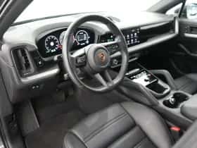 Porsche Cayenne (2024) thumbnail 11