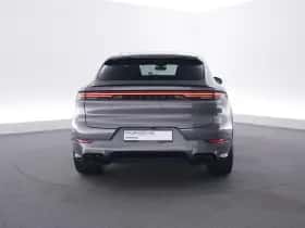 Porsche Cayenne (2024) thumbnail 4