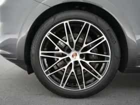 Porsche Cayenne (2024) thumbnail 35