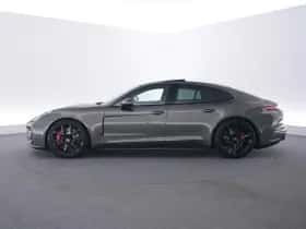 Porsche Panamera (2024) thumbnail 2