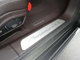 Porsche Panamera (2024) thumbnail 40