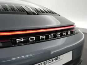 Porsche 911 (2025) thumbnail 41
