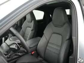 Porsche Cayenne (2026) thumbnail 11