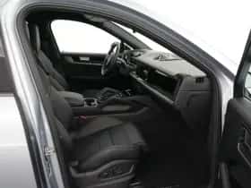 Porsche Cayenne (2026) thumbnail 35