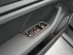 Porsche Taycan (2026) thumbnail 14