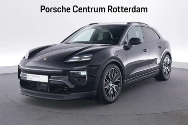 Porsche Macan (2026) thumbnail 1