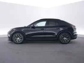 Porsche Macan (2026) thumbnail 2