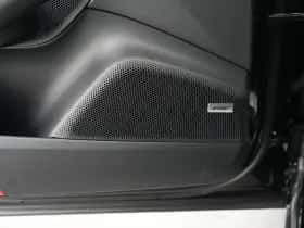 Porsche Macan (2026) thumbnail 17