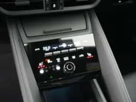 Porsche Macan (2026) thumbnail 27