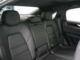 Porsche Cayenne (2026) thumbnail 30