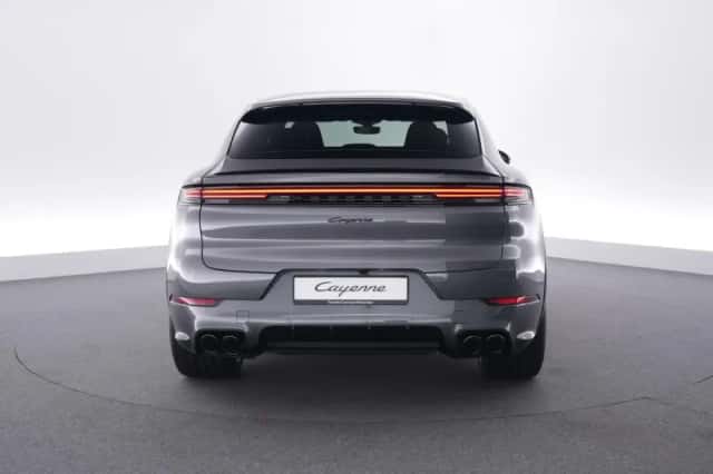Porsche Cayenne (2026) thumbnail 4