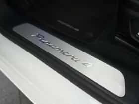 Porsche Panamera (2018) thumbnail 17
