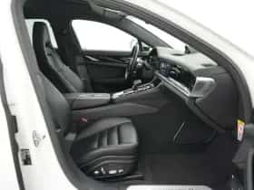 Porsche Panamera (2018) thumbnail 32