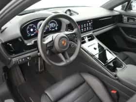 Porsche Panamera (2024) thumbnail 11