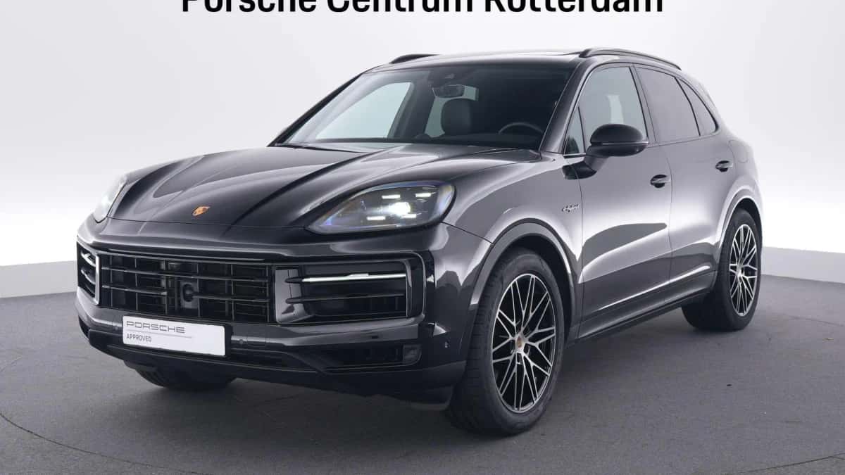 Porsche Cayenne (2023) — foto 1